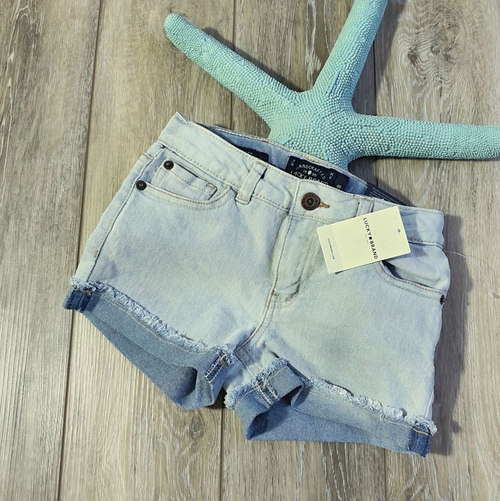 Lucky Brand girls light wash, distressed,  cuffed Denim Jean shorts in Size 8-16